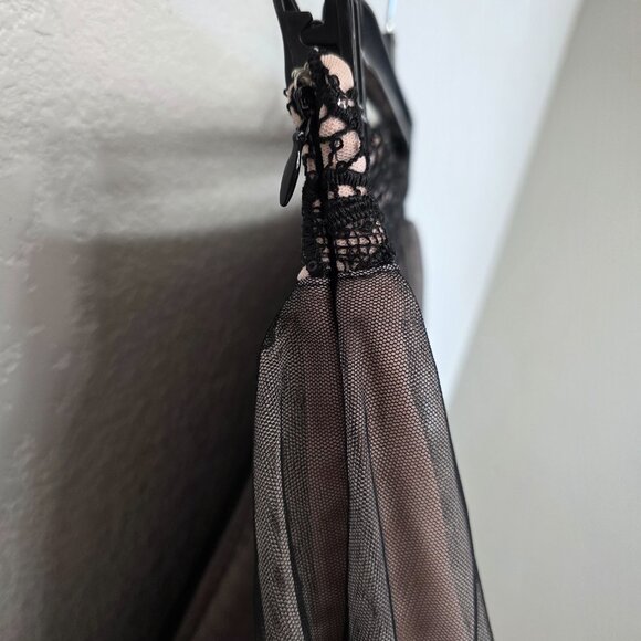 Love Reign Vintage Black & Pink Lace Skirt Set | Size 1 | 2-Piece - Picture 13 of 15